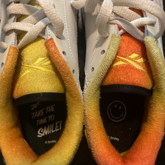 Reebok Smiley Club C 85’s - Picture 9 of 9